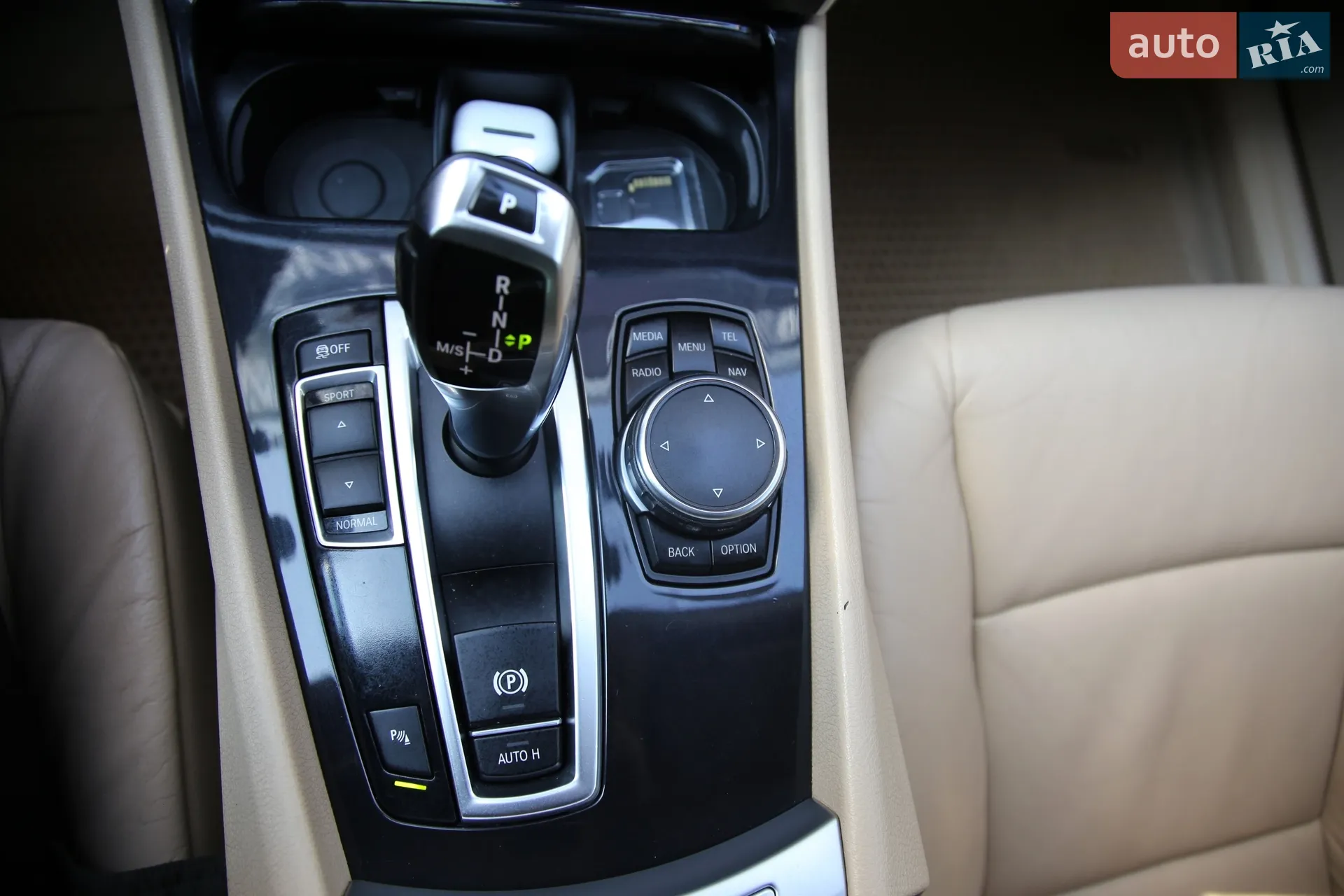 2010 BMW 5er - мініатюра 17