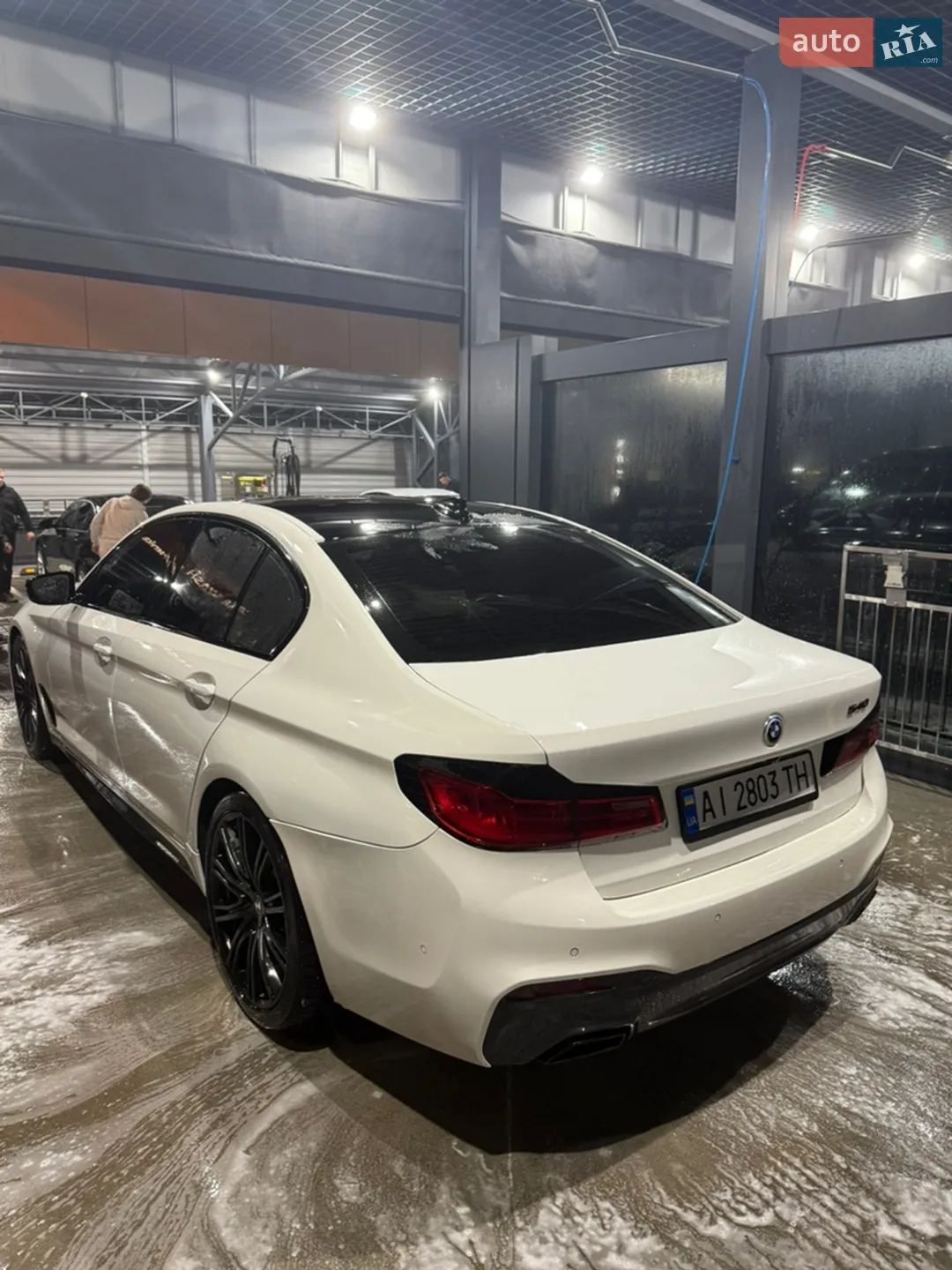 2019 BMW 5er - фото 1