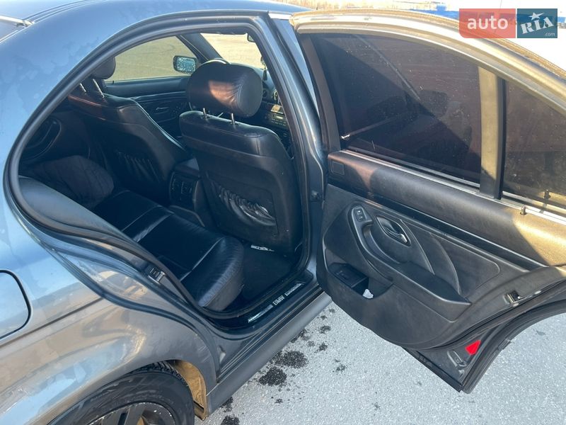Седан BMW 5 Series 1999 в Харькове