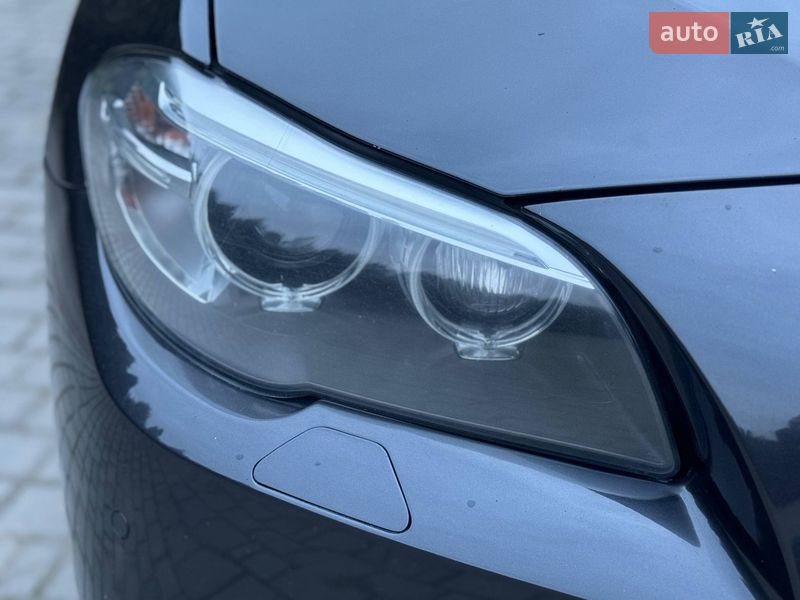 Седан BMW 5 Series 2013 в Самборі