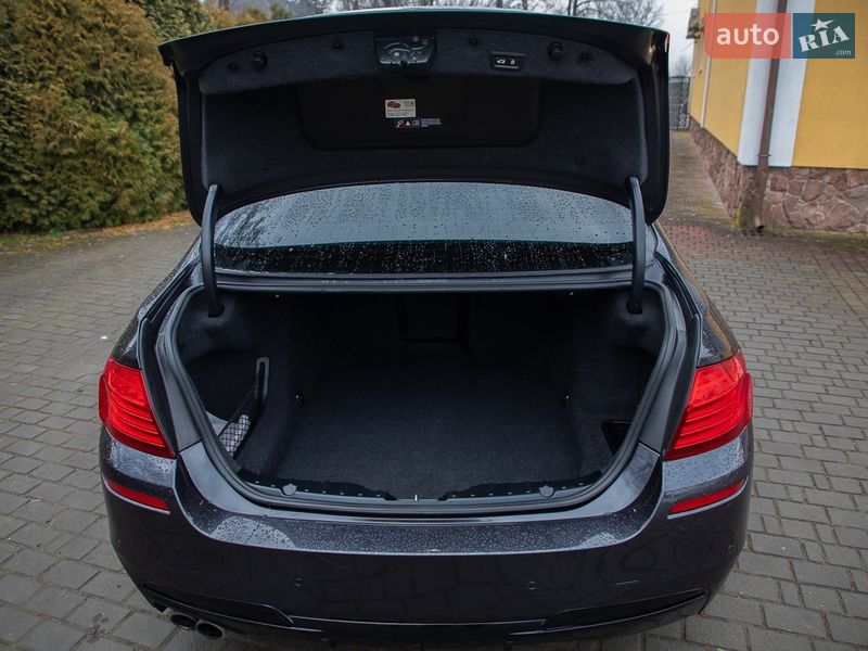 Седан BMW 5 Series 2013 в Самборі