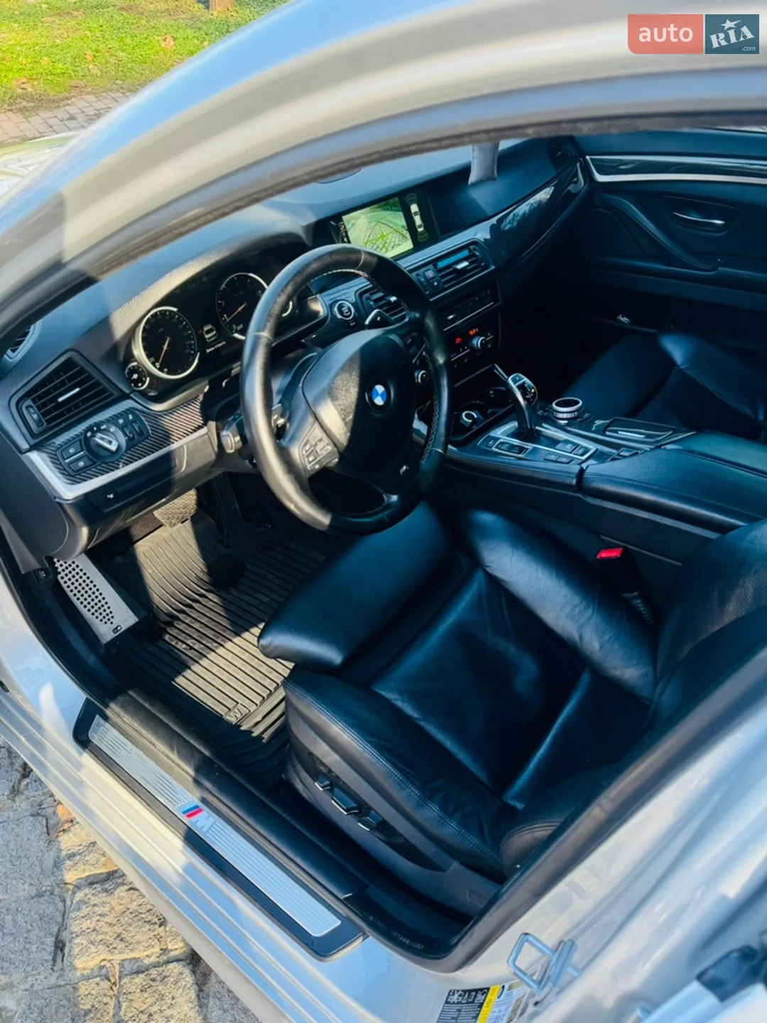 2012 BMW 5er - мініатюра 12