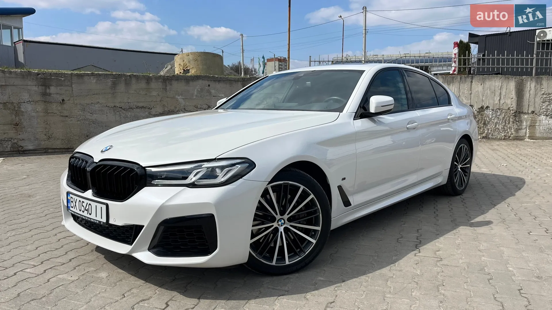 2022 BMW 5er - фото 1