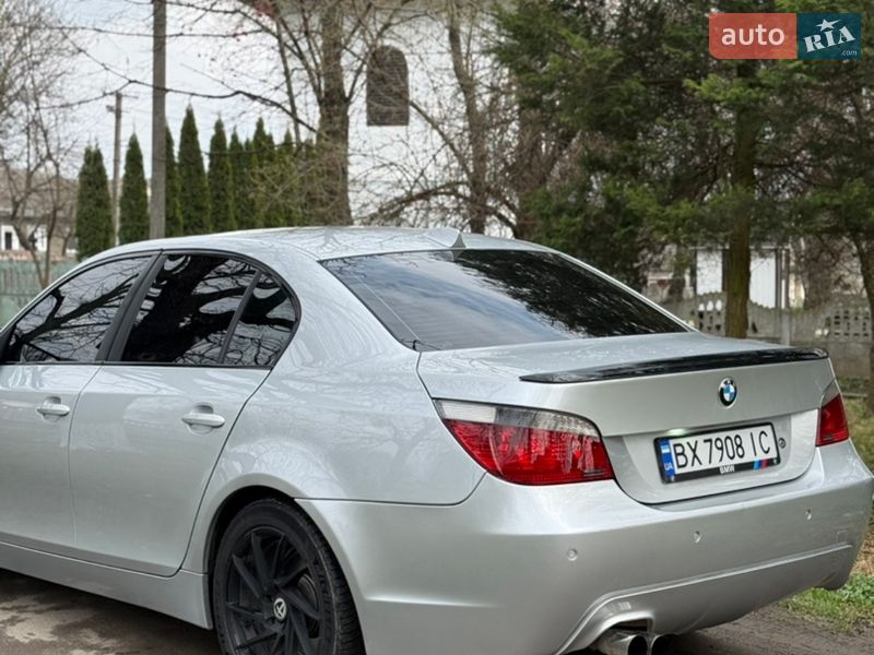 Седан BMW 5 Series 2004 в Чернівцях