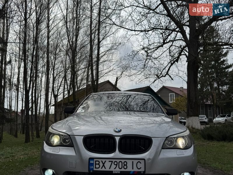 Седан BMW 5 Series 2004 в Чернівцях