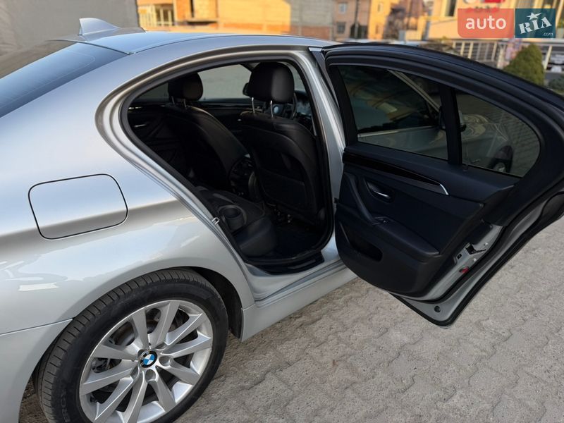 Седан BMW 5 Series 2014 в Черновцах