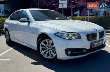 Седан BMW 5 Series 2016 в Киеве