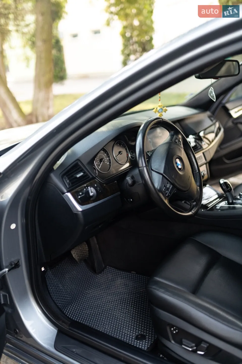 2010 BMW 5er - мініатюра 39