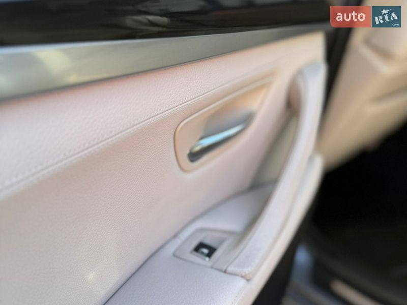 Седан BMW 5 Series 2012 в Каневе фото 44 Седан BMW 5 Series 2012 в Каневе