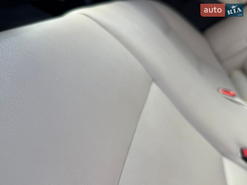 Седан BMW 5 Series 2012 в Каневе фото 48 Седан BMW 5 Series 2012 в Каневе