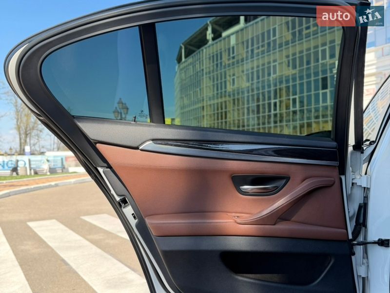 Седан BMW 5 Series 2014 в Одесі