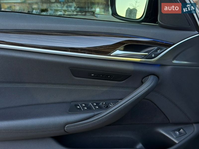 Седан BMW 5 Series 2017 в Києві