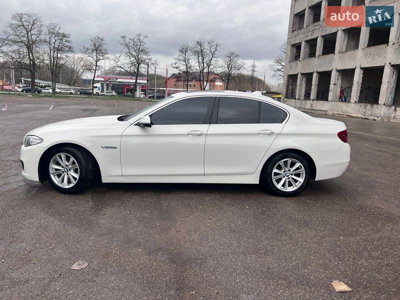 Седан BMW 5 Series 2015 в Тернополі