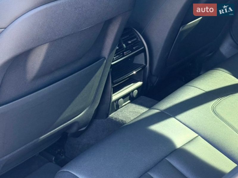 Седан BMW 5 Series 2018 в Днепре фото 14 Седан BMW 5 Series 2018 в Днепре