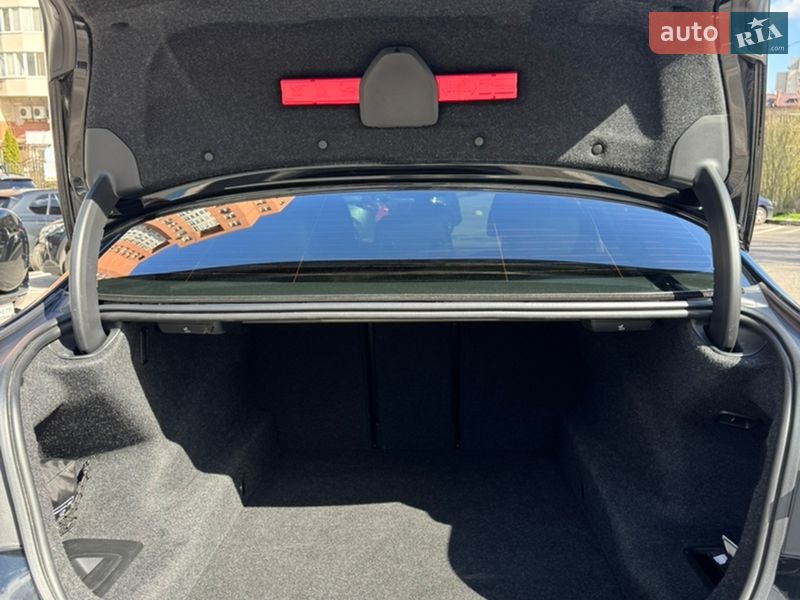 Седан BMW 5 Series 2019 в Дніпрі