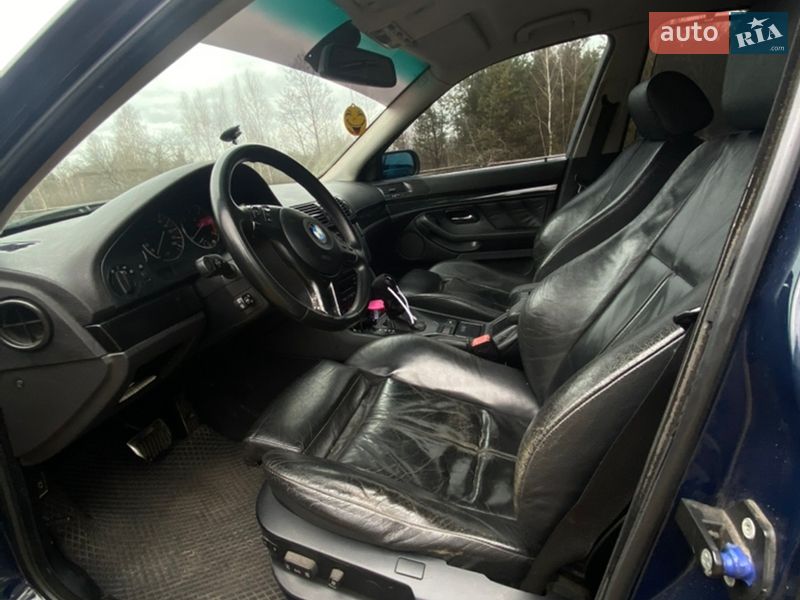 Седан BMW 5 Series 2000 в Рокитному