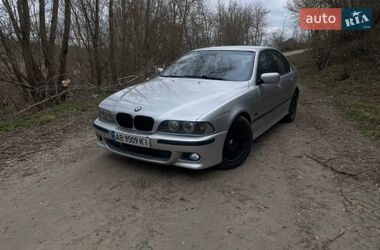 Седан BMW 5 Series 2001 в Тульчині