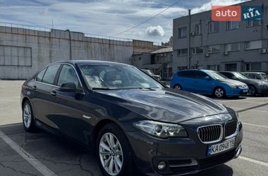 Седан BMW 5 Series 2016 в Киеве