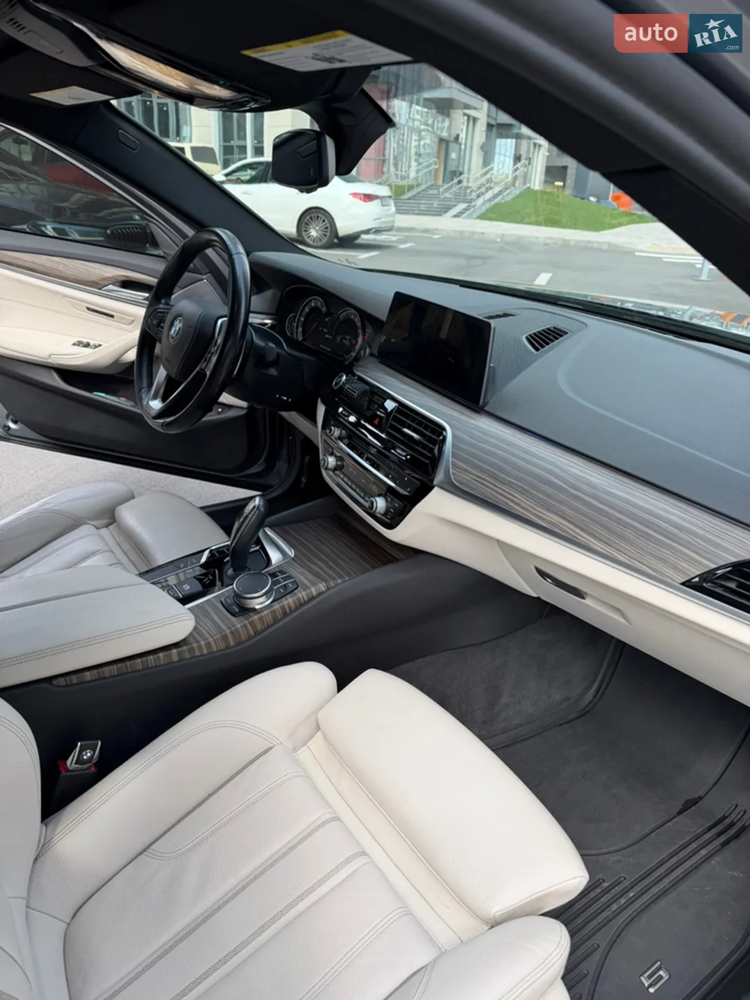 2017 BMW 5er - мініатюра 28