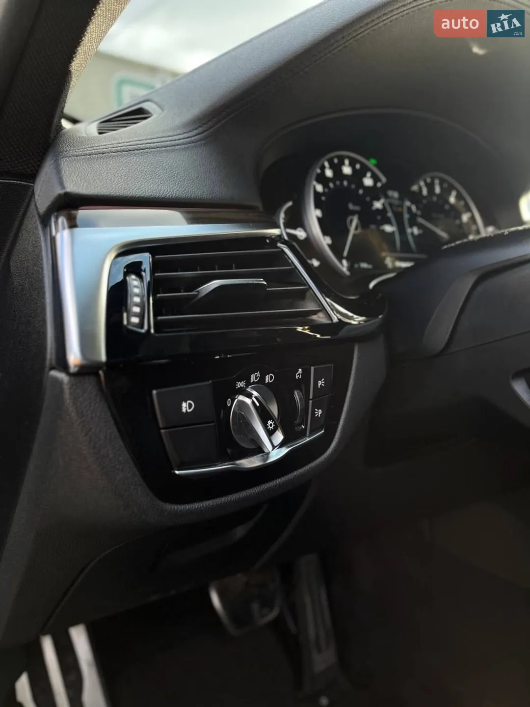 2017 BMW 5er - мініатюра 32