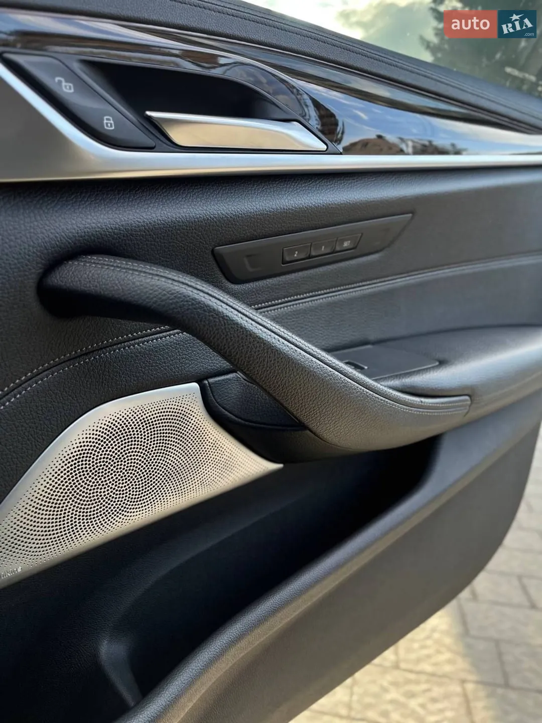 2017 BMW 5er - мініатюра 37
