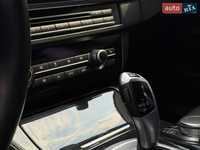 Седан BMW 5 Series 2014 в Рівному