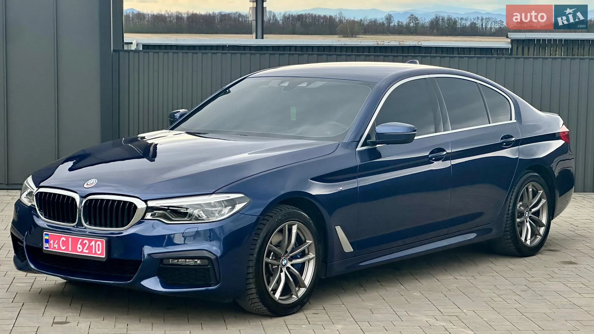 2019 BMW 5er - фото 1