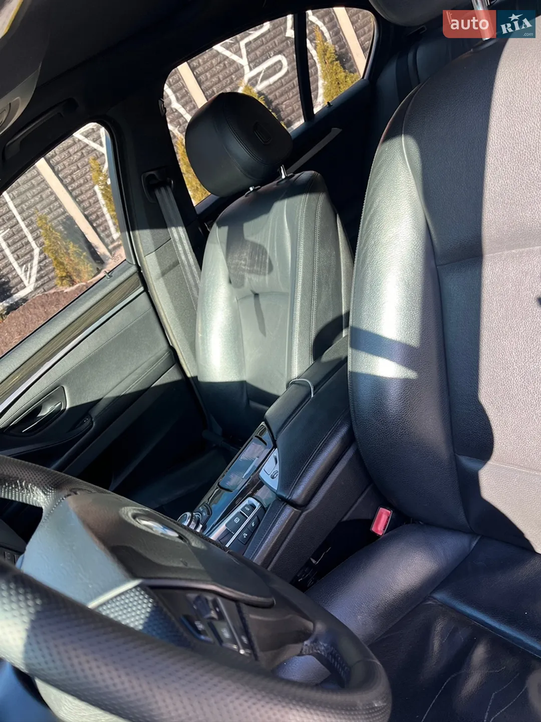 2011 BMW 5er - мініатюра 16