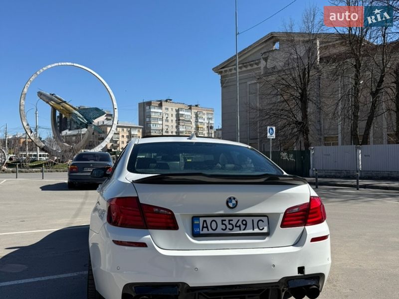 Седан BMW 5 Series 2012 в Виннице