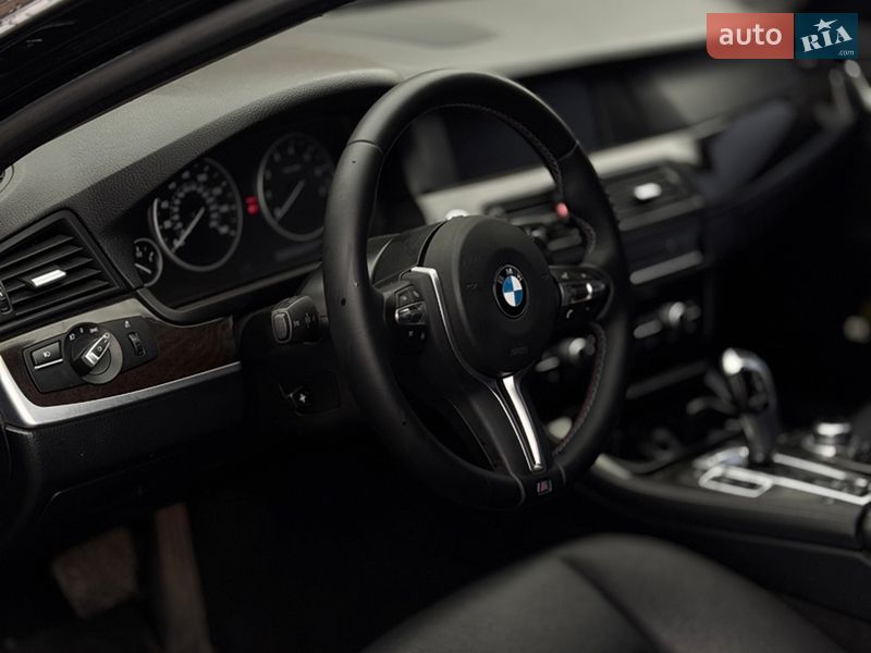 Седан BMW 5 Series 2013 в Тернополе