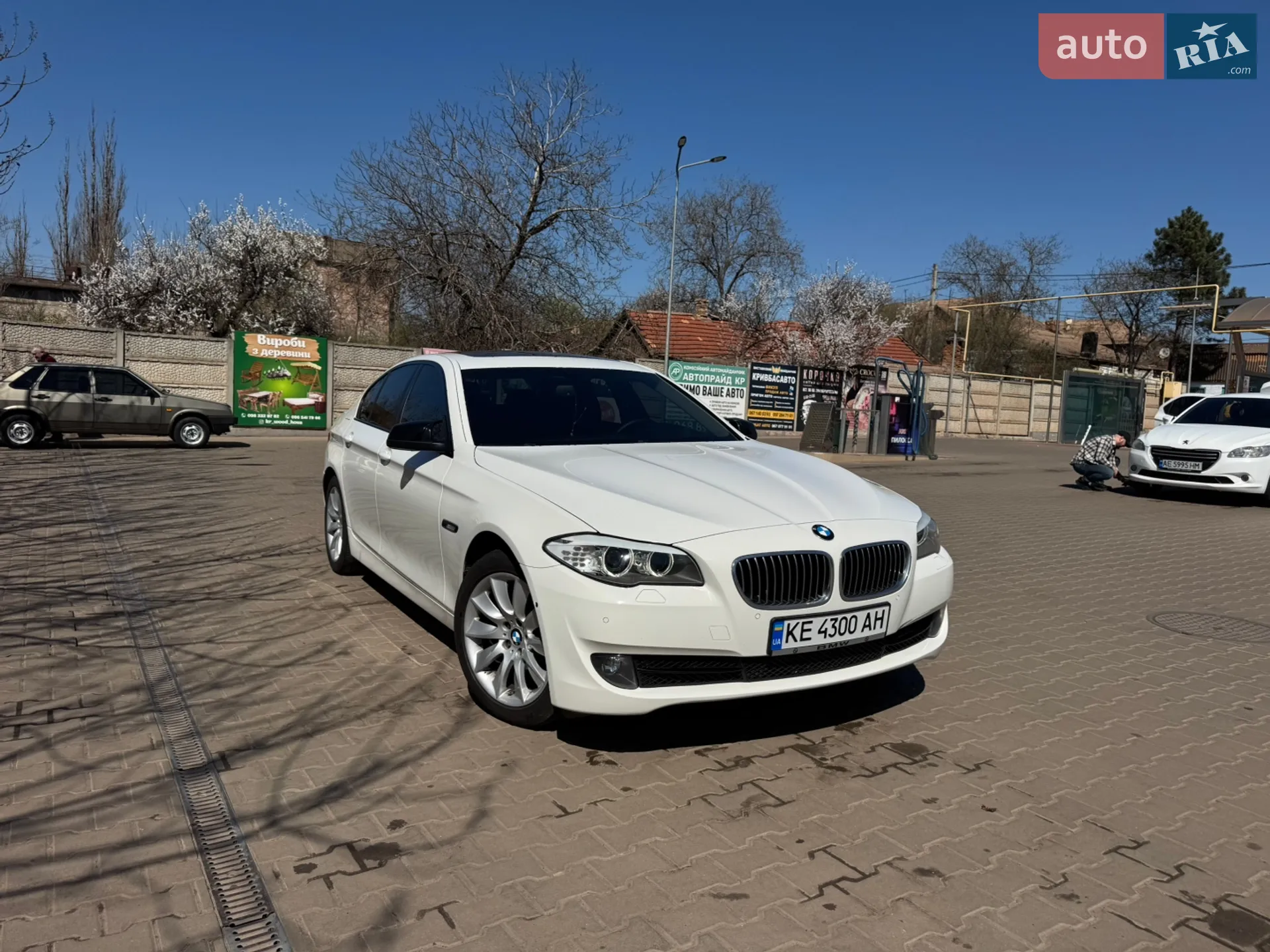 2013 BMW 5er - мініатюра 2