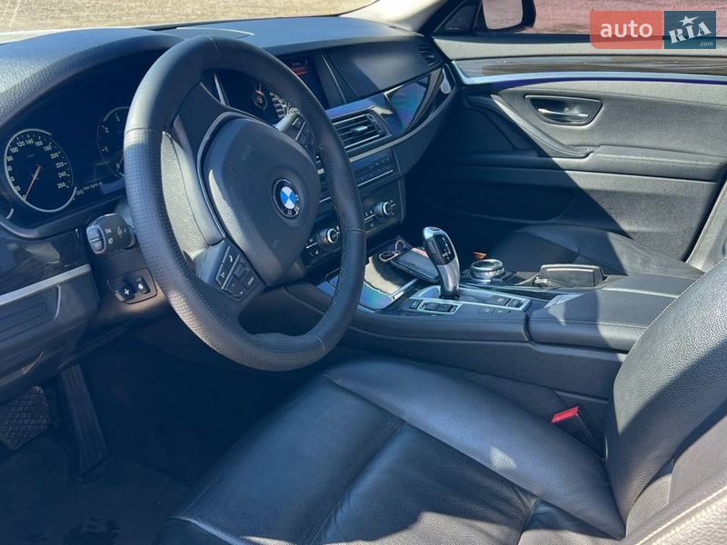 Седан BMW 5 Series 2015 в Івано-Франківську