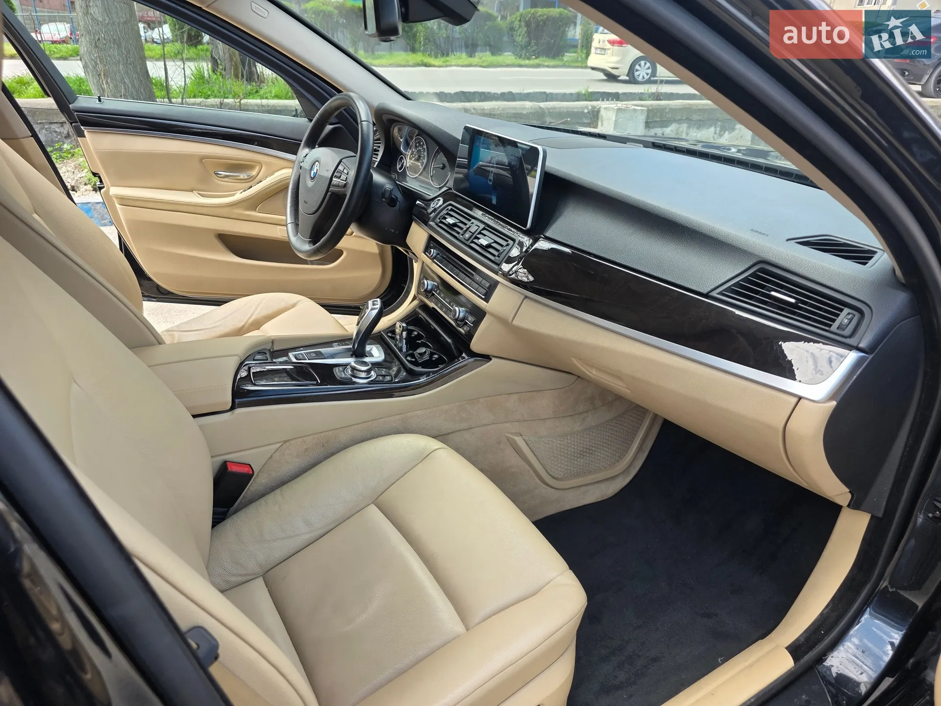 2012 BMW 5er - мініатюра 17