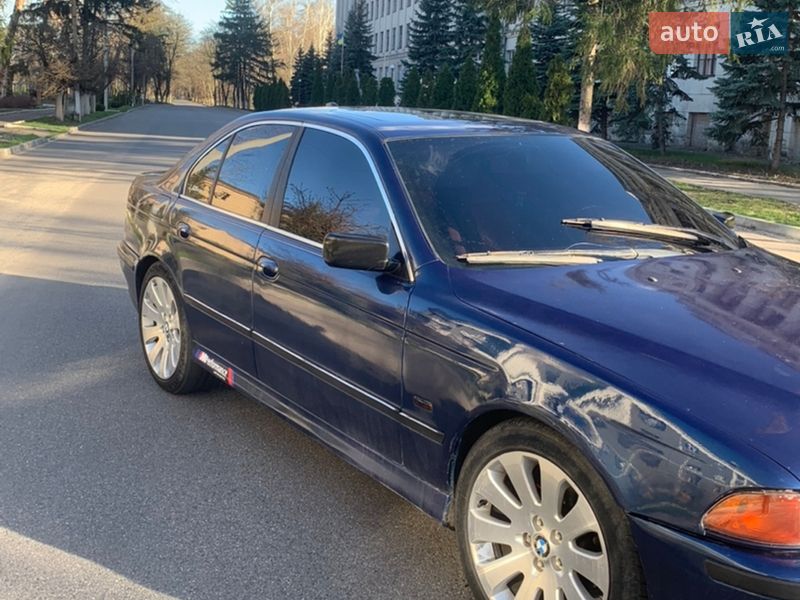 Седан BMW 5 Series 1995 в Дергачах
