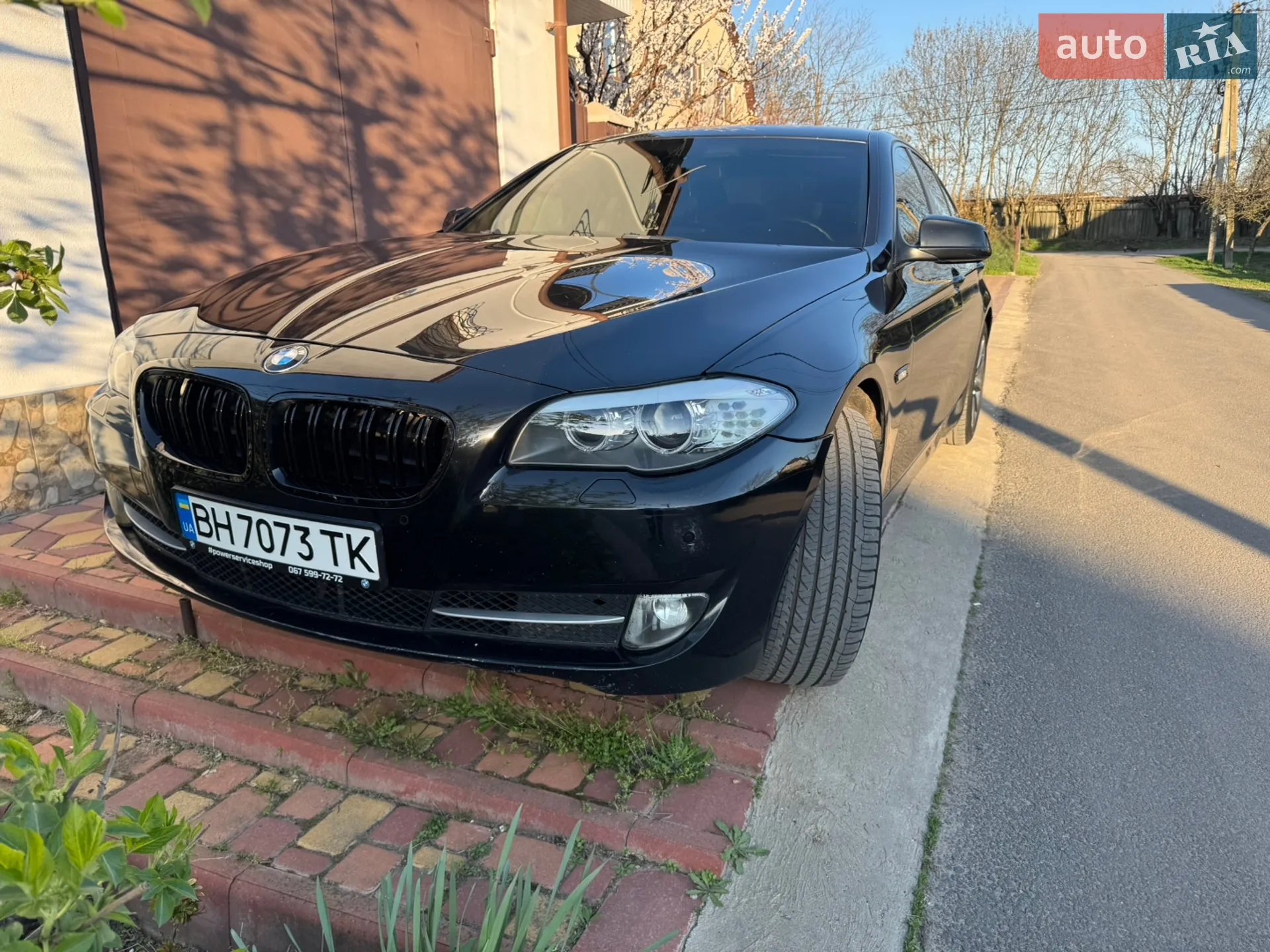 2012 BMW 5er - мініатюра 2