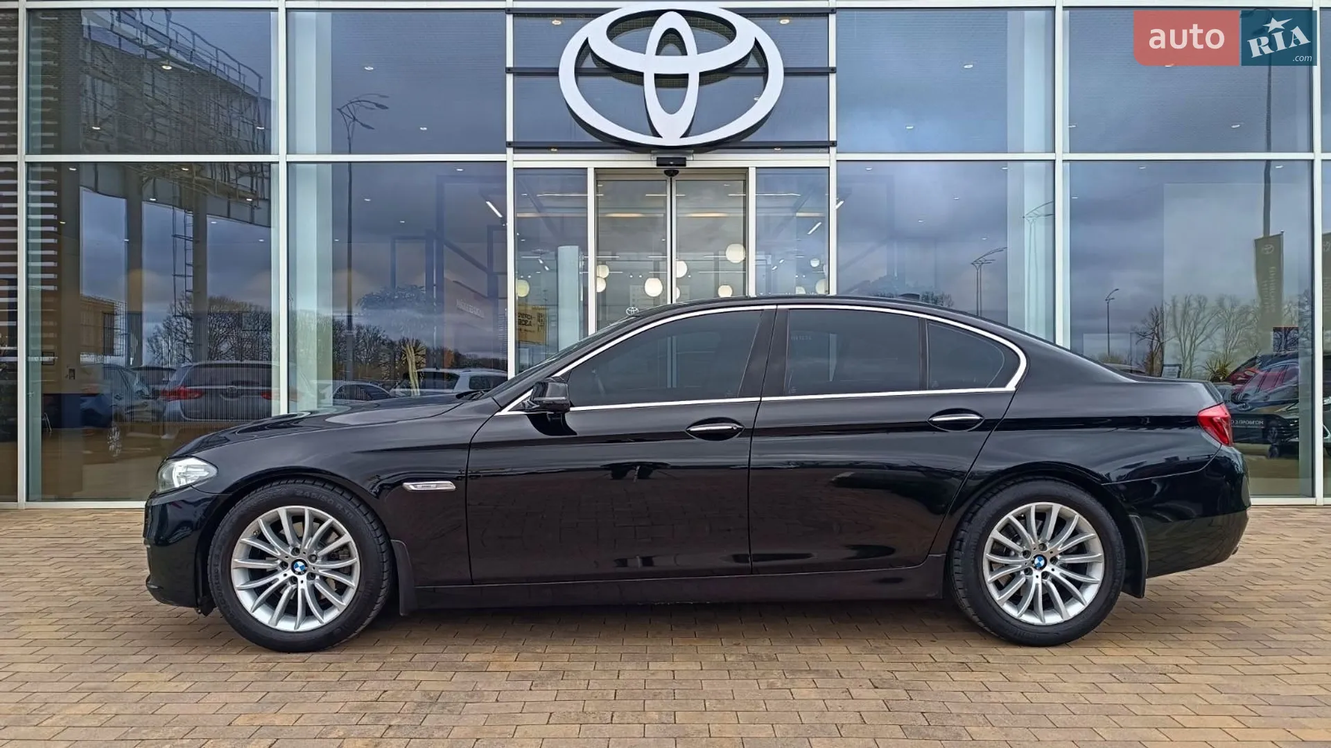 2013 BMW 5er - мініатюра 3