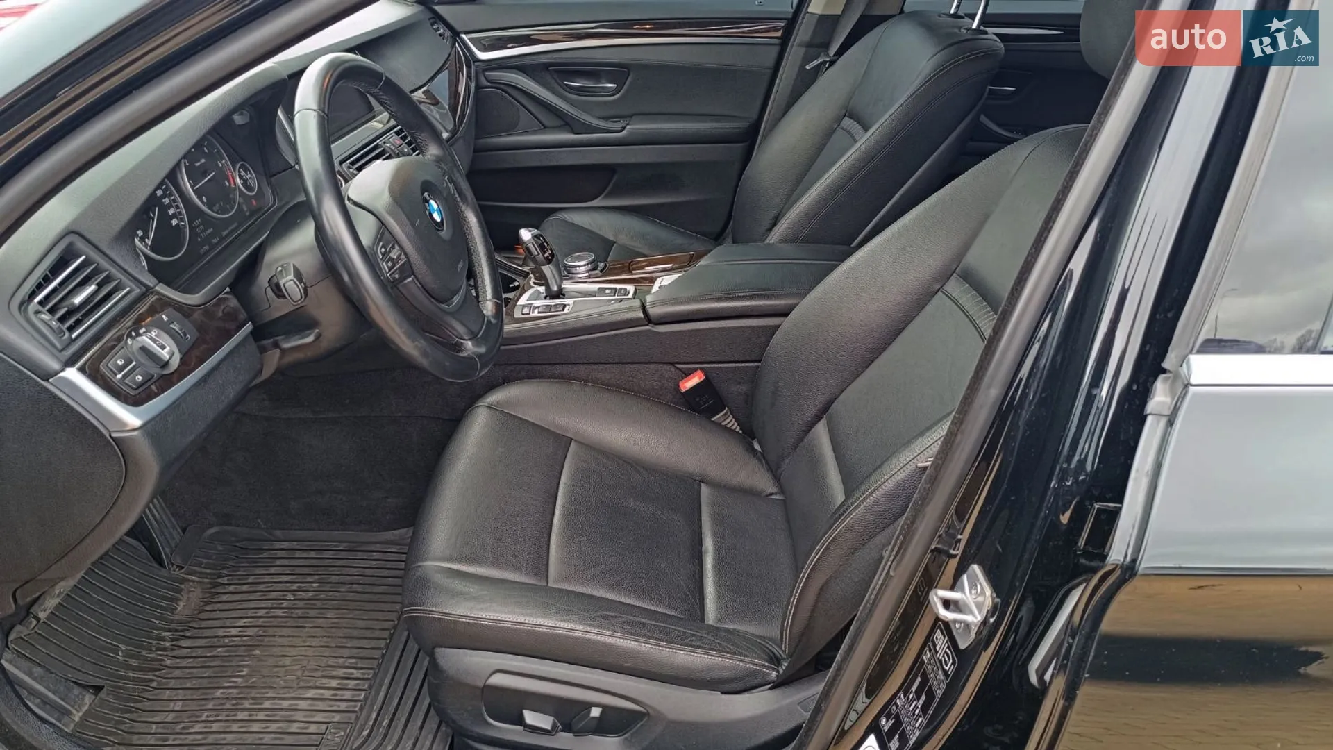 2013 BMW 5er - мініатюра 12