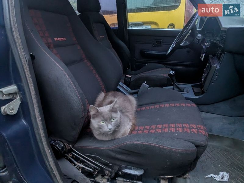 Седан BMW 5 Series 1985 в Львове