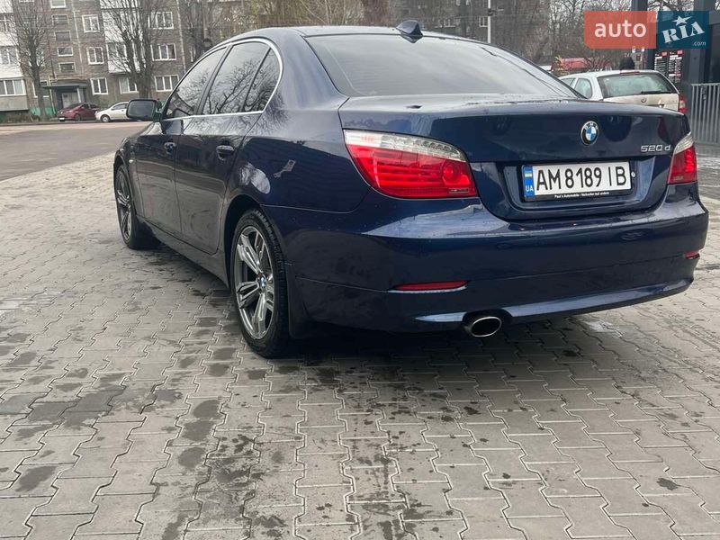 Седан BMW 5 Series 2009 в Житомире