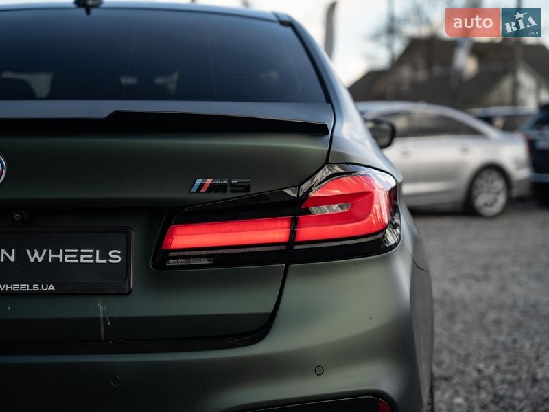 Седан BMW 5 Series 2017 в Чернівцях