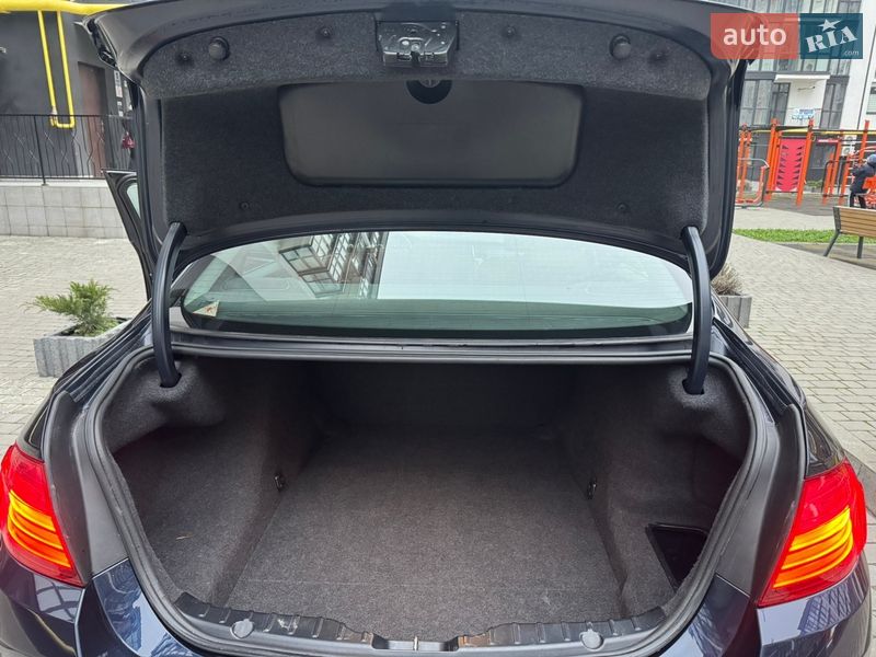 Седан BMW 5 Series 2014 в Виннице