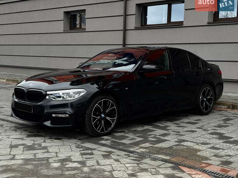 Седан BMW 5 Series 2017 в Львові