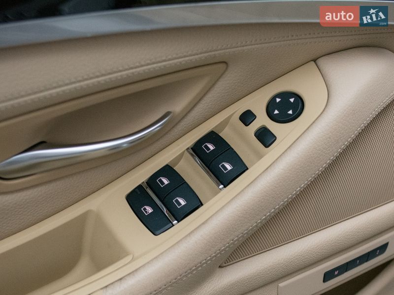 Седан BMW 5 Series 2014 в Києві