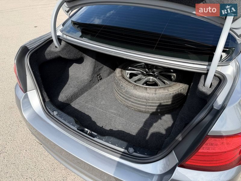 Седан BMW 5 Series 2011 в Кривом Роге фото 32 Седан BMW 5 Series 2011 в Кривом Роге