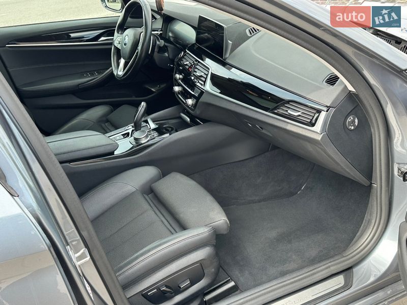 Седан BMW 5 Series 2019 в Виннице