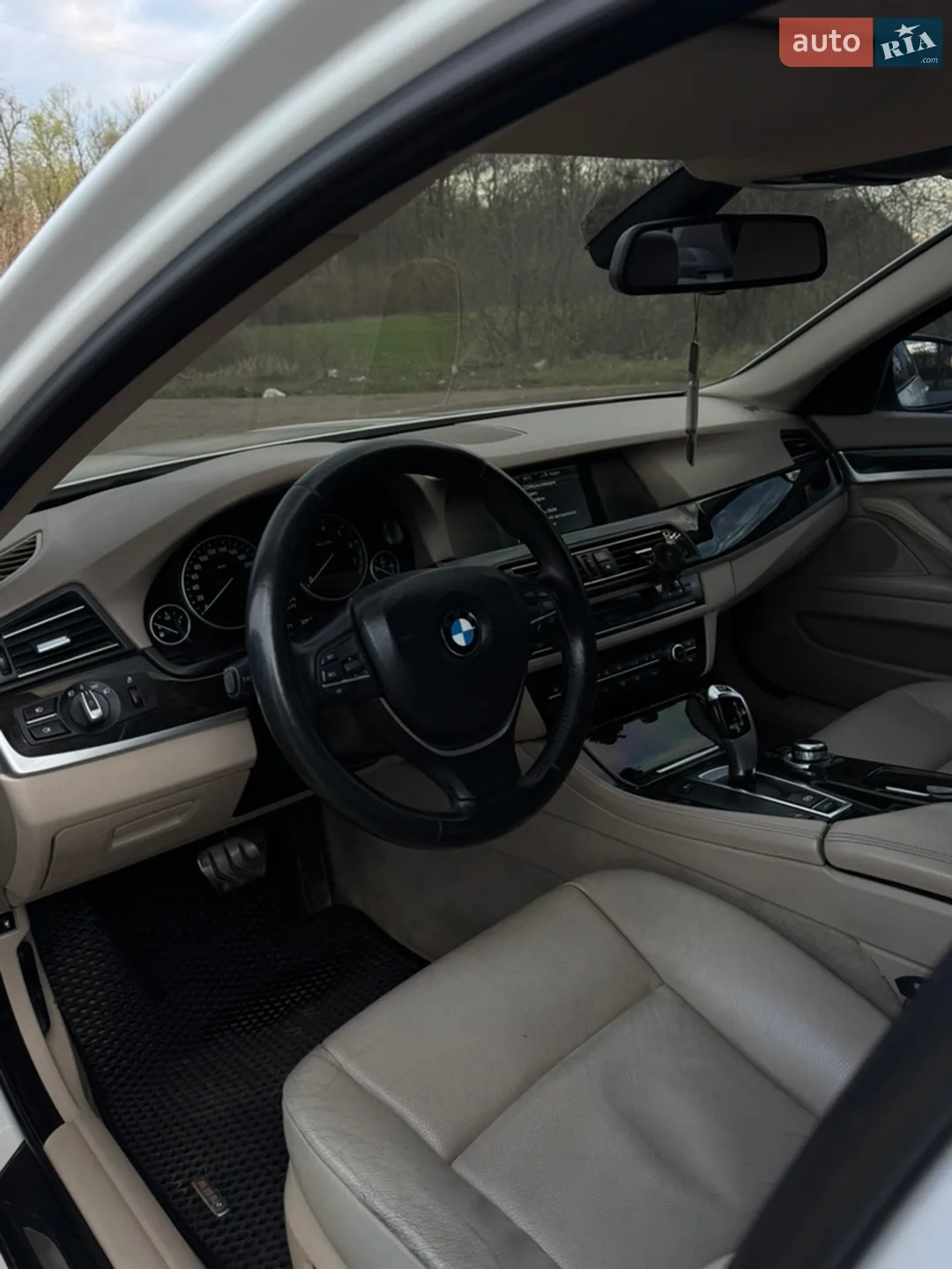 2011 BMW 5er - мініатюра 14