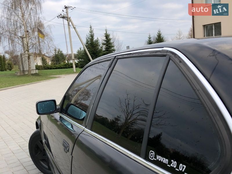 Седан BMW 5 Series 1992 в Тернополе