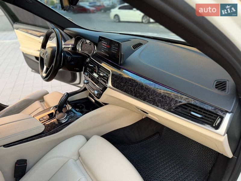 Седан BMW 5 Series 2017 в Ивано-Франковске