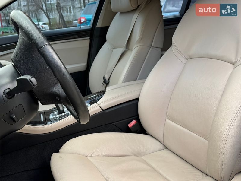 Седан BMW 5 Series 2012 в Дрогобичі
