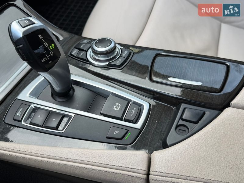 Седан BMW 5 Series 2012 в Дрогобичі